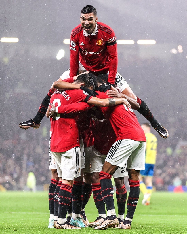 亨德森在比 亨德森在比